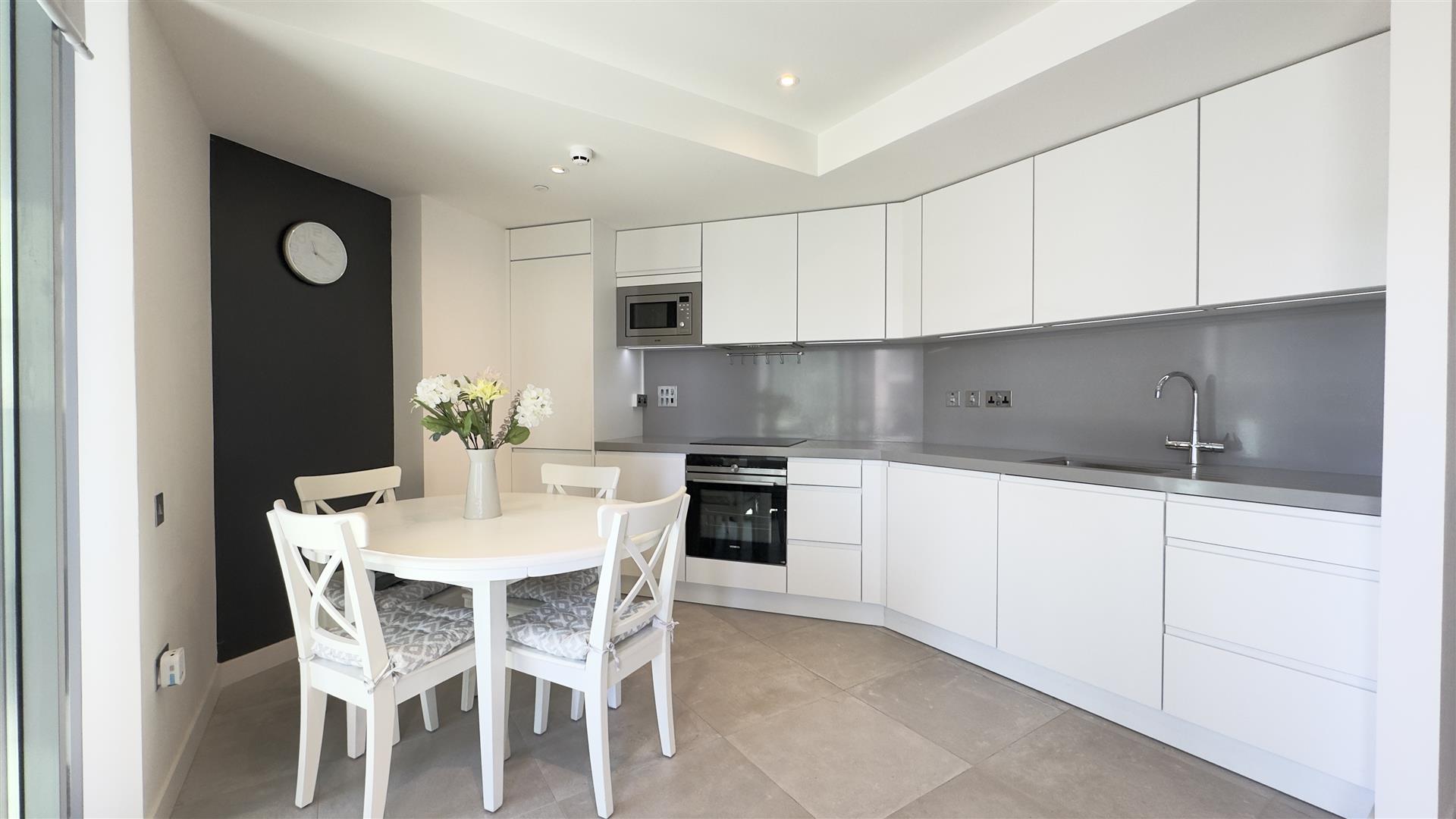 Image of Apartment - 1 Bedrooms - 1 Bathrooms for Sale in EuroCity-Gibraltar, Image 3